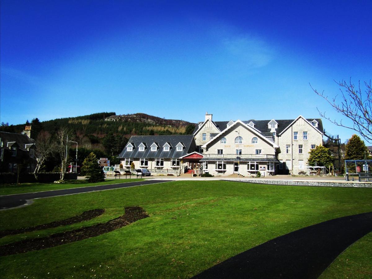 Duke Of Gordon Hotel كينغروس المظهر الخارجي الصورة
