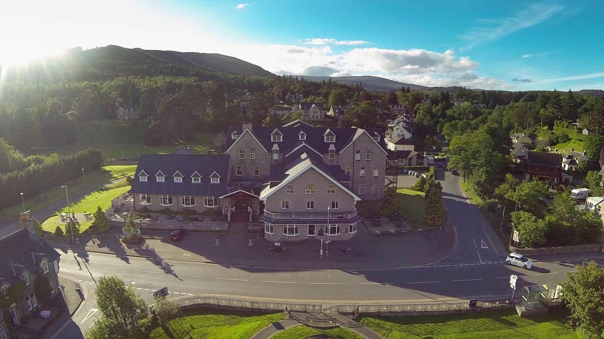 Duke Of Gordon Hotel كينغروس المظهر الخارجي الصورة