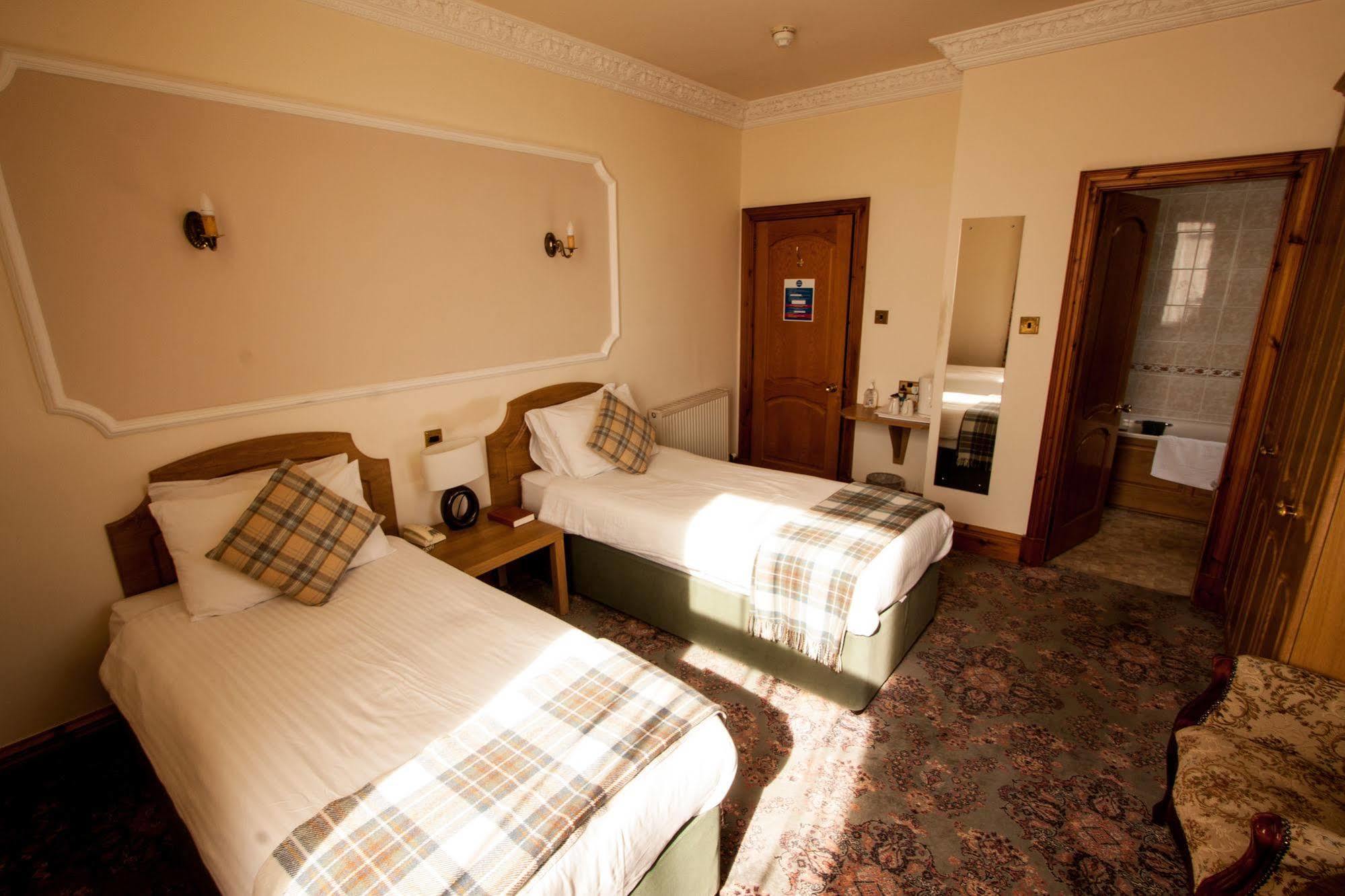 Duke Of Gordon Hotel كينغروس المظهر الخارجي الصورة