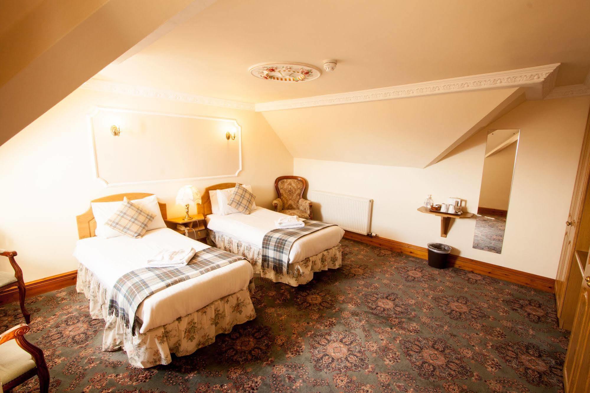 Duke Of Gordon Hotel كينغروس المظهر الخارجي الصورة